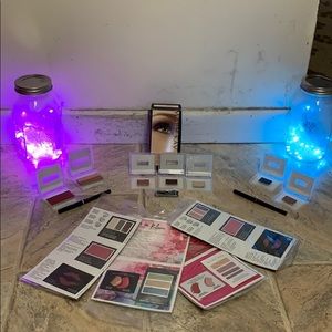 Mineral Eyeshadow Kit With Added Goodies